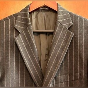 MEN’S THEORY VINTAGE WOOL CHARCOAL PINSTRIPE SUIT JACKET - SIZE 40 R